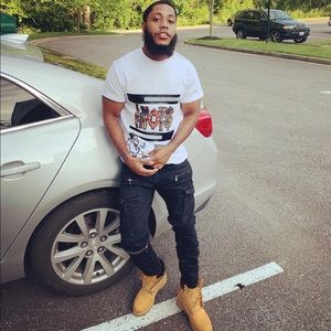 Meet your Posher, Joshua